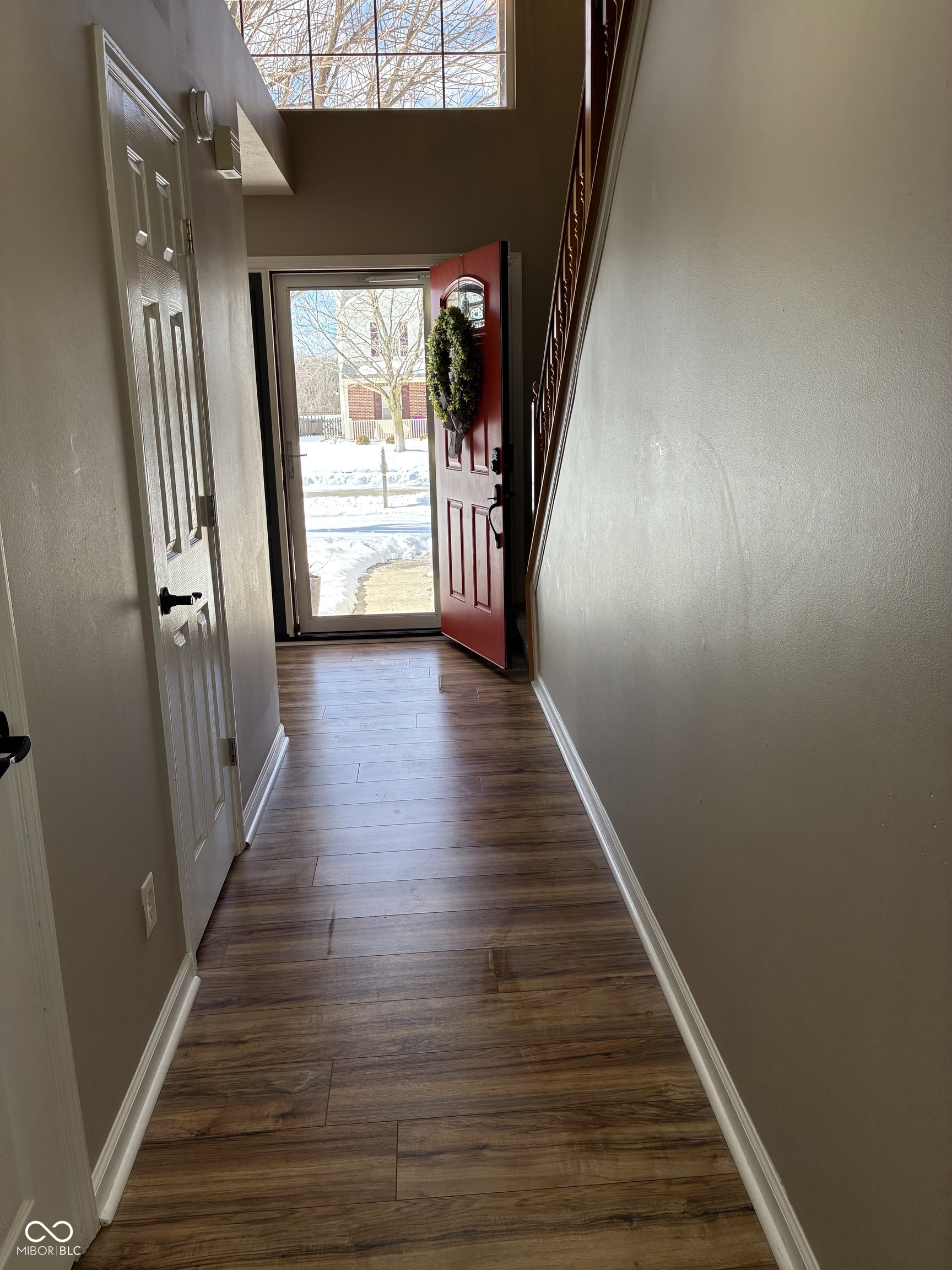 10497 Silver Ridge Circle Fishers, IN 46038 - Photo 4 of 31