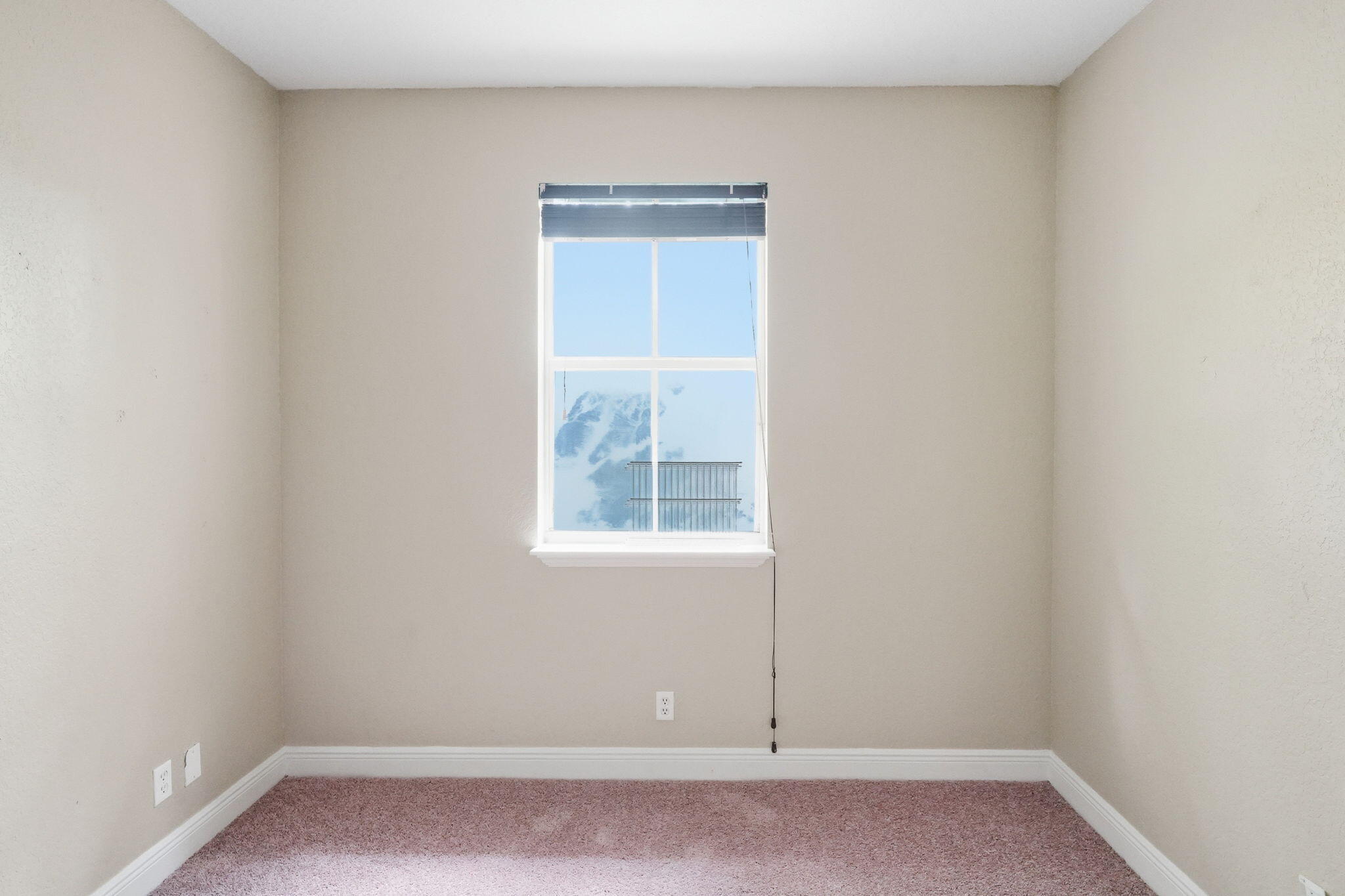 2465 Southwest 99th Way Miramar, FL 33025 - Photo 12 of 28 ListerPros_011