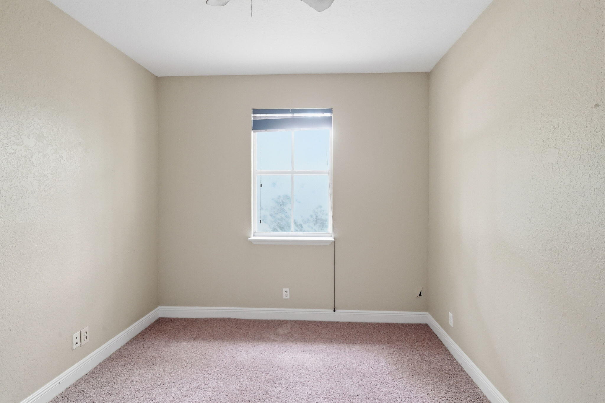 2465 Southwest 99th Way Miramar, FL 33025 - Photo 15 of 28 ListerPros_014