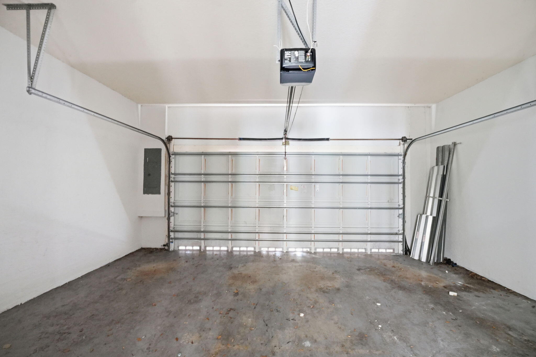 2465 Southwest 99th Way Miramar, FL 33025 - Photo 27 of 28 ListerPros_026