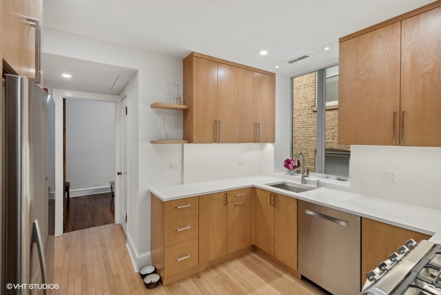 2335 North Commonwealth Avenue, Unit 1G Chicago, IL 60614 - Photo 8 of 19