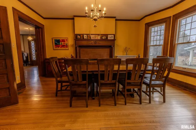 $455,000 | 905 East 1st N Street, Carlinville, IL 62626