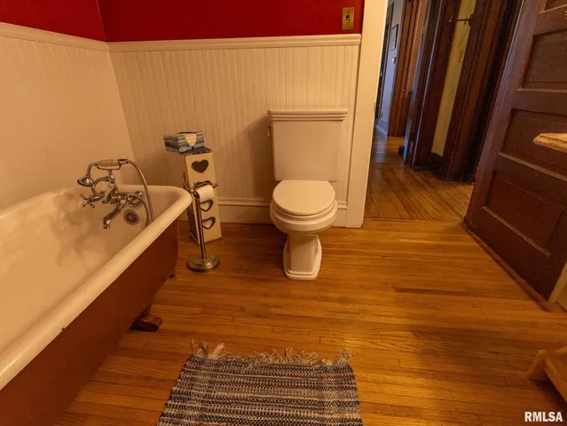 $455,000 | 905 East 1st N Street, Carlinville, IL 62626