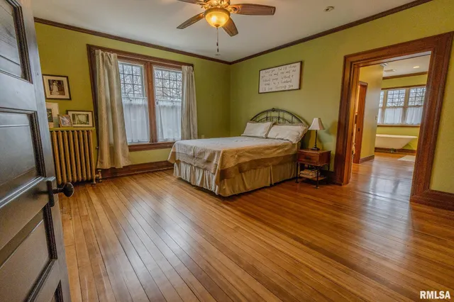 $455,000 | 905 East 1st N Street, Carlinville, IL 62626