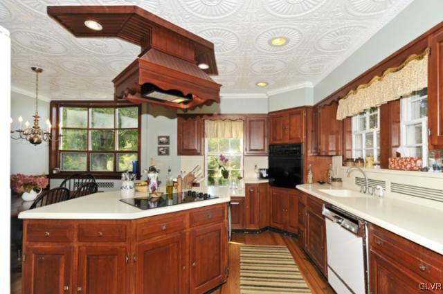 100 Springfield Drive Bangor, PA 18013 - Photo 15 of 39 a kitchen with a sink stove and cabinets