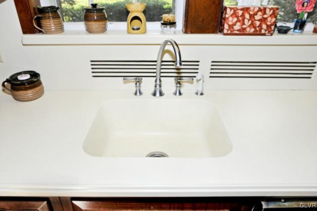 100 Springfield Drive Bangor, PA 18013 - Photo 16 of 39 a close view of sink