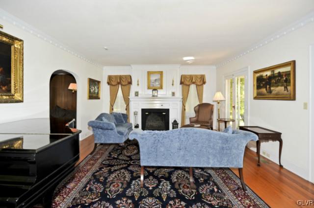 100 Springfield Drive Bangor, PA 18013 - Photo 9 of 39 a living room with furniture and a fireplace