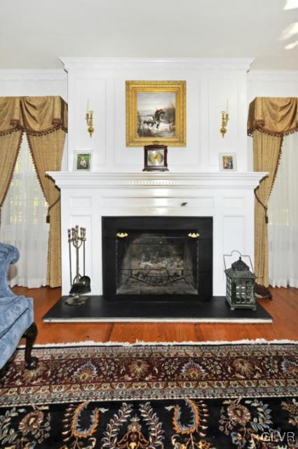 100 Springfield Drive Bangor, PA 18013 - Photo 10 of 39 a living room with furniture and a fireplace