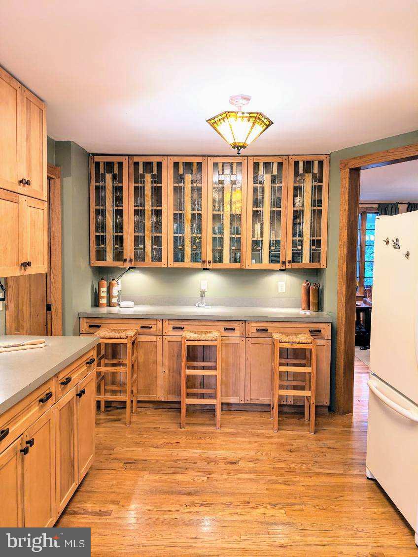 24 Blue Ridge Road Titusville, NJ 08560 - Photo 10 of 34