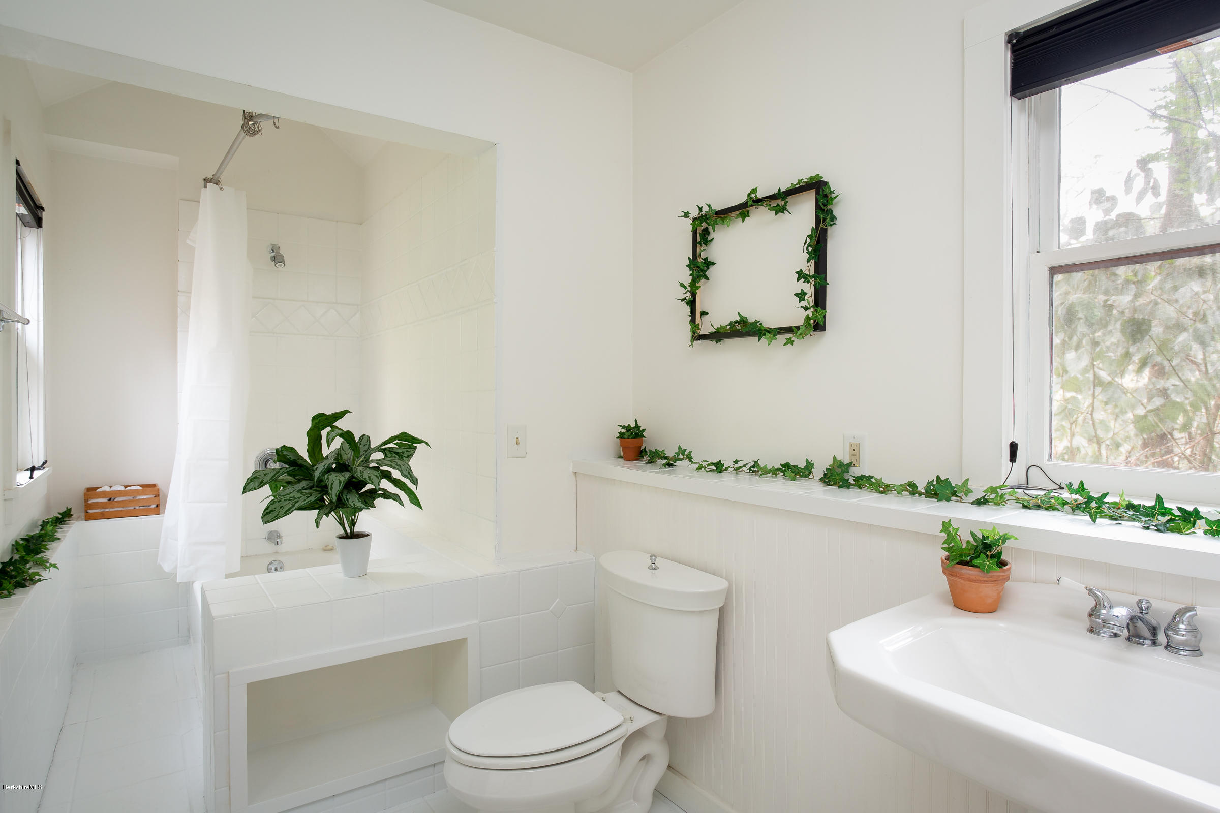 11 Mill Road Egremont, MA 01230 - Photo 11 of 16 First floor bath