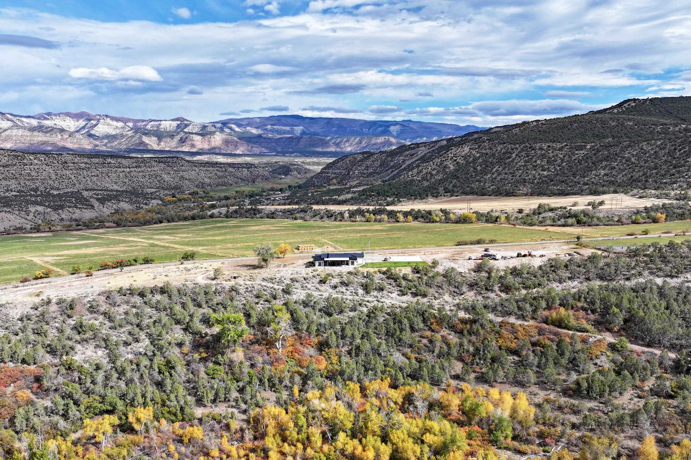 12482 54 54 7/10 Road Molina, CO 81646 - Photo 6 of 23 a view of an ocean and a mountain