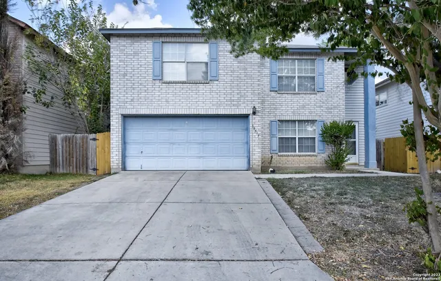 $1,600 | 10515 Talon Point, San Antonio, TX 78254