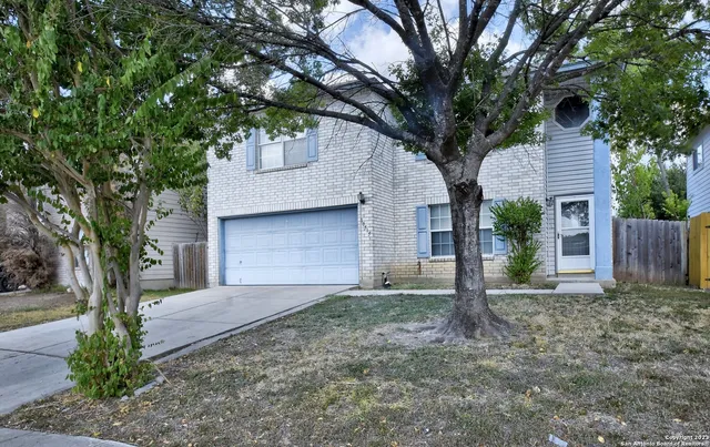 $1,600 | 10515 Talon Point, San Antonio, TX 78254