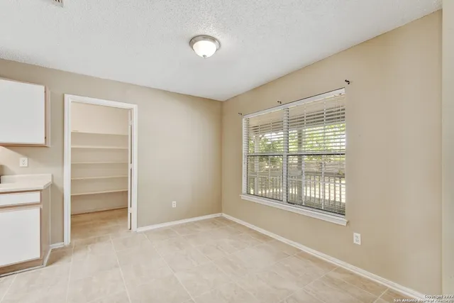 $1,600 | 10515 Talon Point, San Antonio, TX 78254