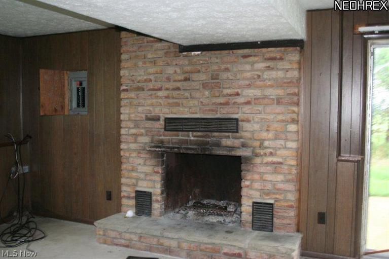 14844 Hayes Road Middlefield, OH 44062 - Photo 4 of 14
