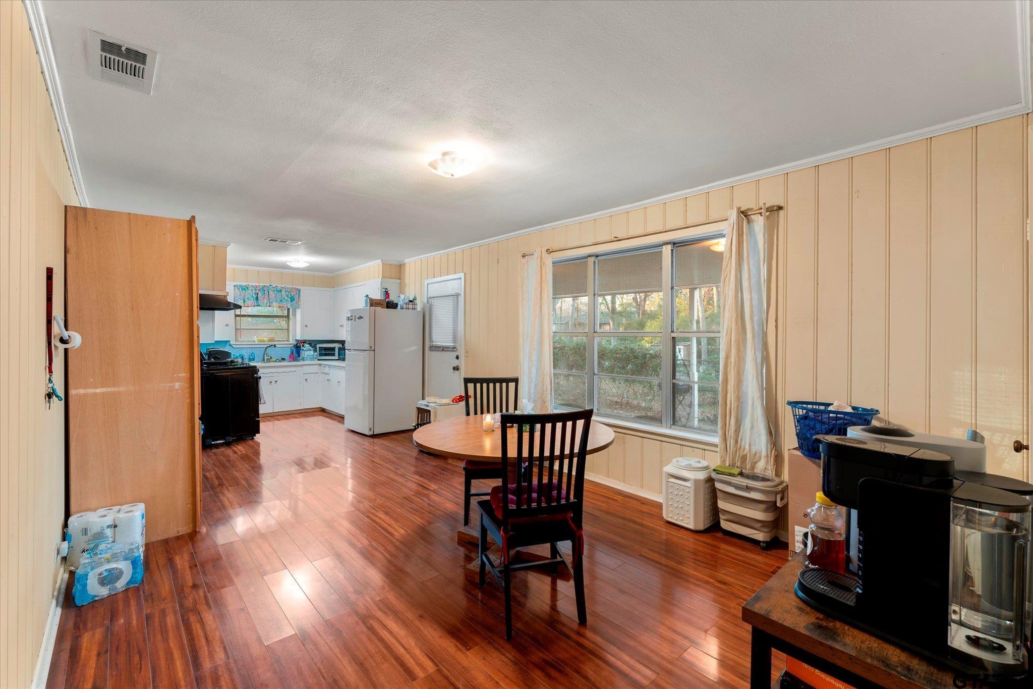 411 Redbud Lane Mount Pleasant, TX 75455 - Photo 7 of 15