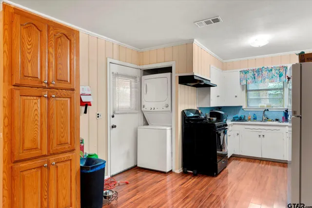 $169,000 | 411 Redbud Lane, Mount Pleasant, TX 75455