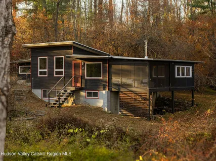 $599,000 | 41 Hickory Hill Road, Kerhonkson, NY 12446