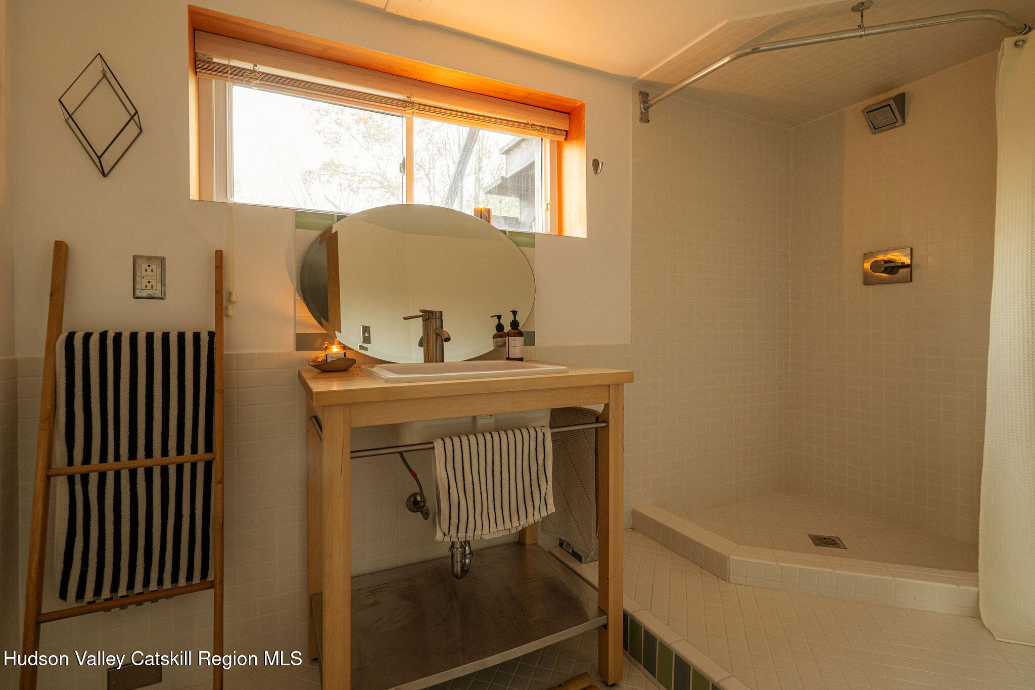 41 Hickory Hill Road Kerhonkson, NY 12446 - Photo 28 of 35 a bathroom with a sink toilet and shower