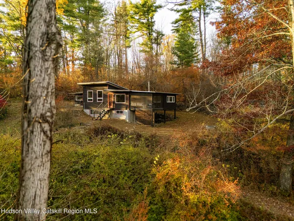 $599,000 | 41 Hickory Hill Road, Kerhonkson, NY 12446