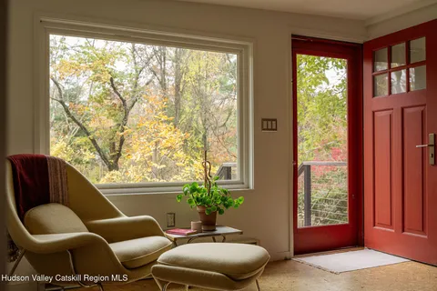 $599,000 | 41 Hickory Hill Road, Kerhonkson, NY 12446