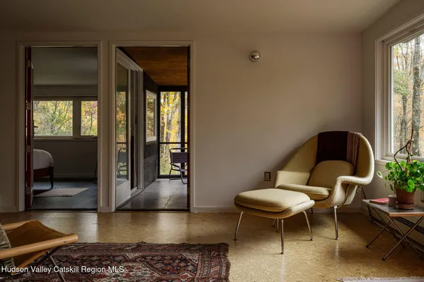 $599,000 | 41 Hickory Hill Road, Kerhonkson, NY 12446