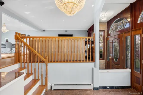 a view of entryway with a front door