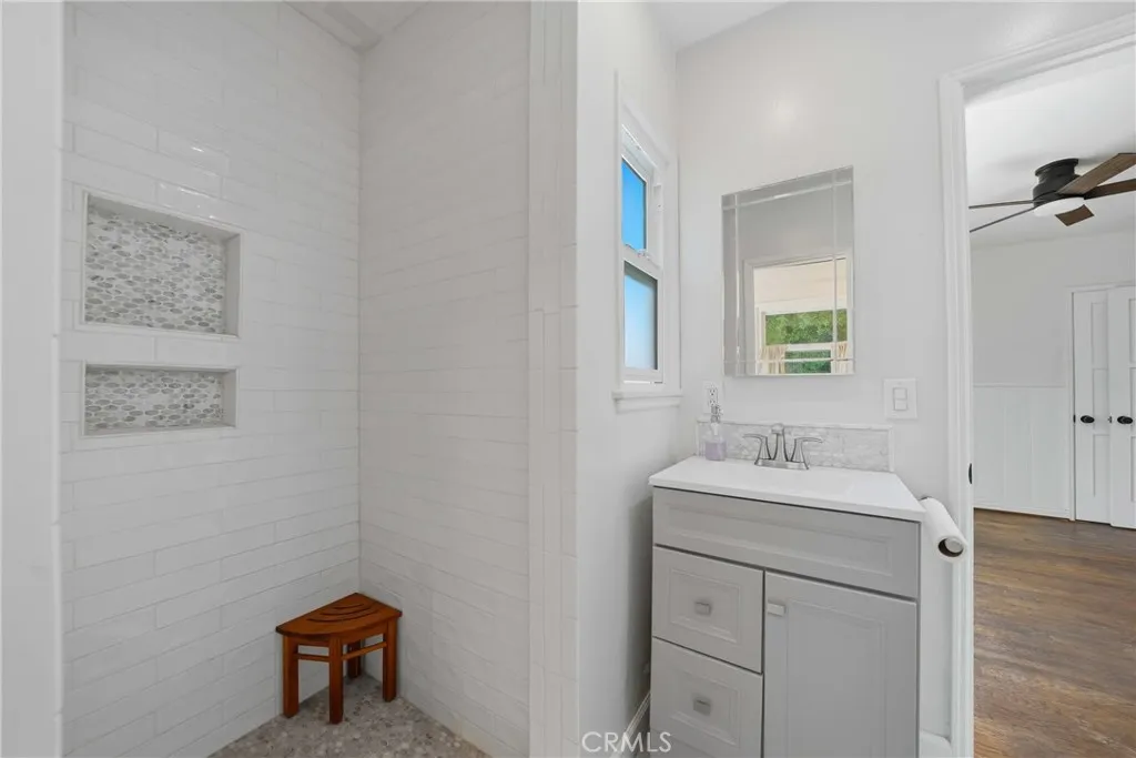 1770 Paloma Street Pasadena, CA 91104 - Photo 31 of 48