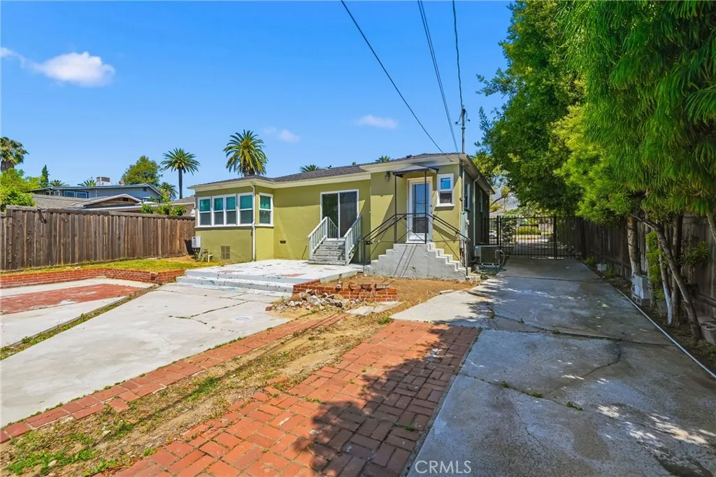1770 Paloma Street Pasadena, CA 91104 - Photo 39 of 48