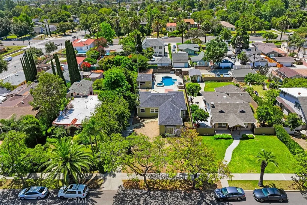 1770 Paloma Street Pasadena, CA 91104 - Photo 7 of 48