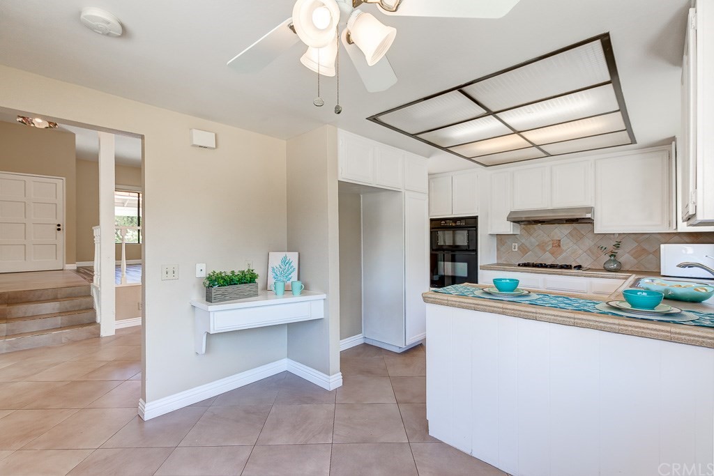 7 Bennington Irvine, CA 92620 - Photo 12 of 30