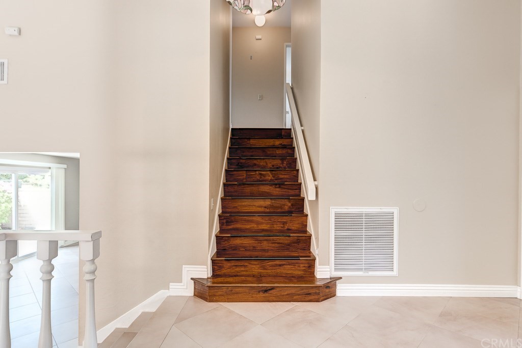 7 Bennington Irvine, CA 92620 - Photo 17 of 30