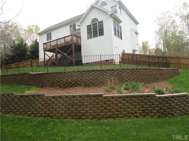 5000 Perception Lane Raleigh, NC 27613 - Photo 25 of 25 Walk-in crawl space, well landscaped yard