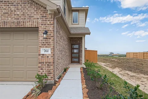 $309,900 | 481 Long Br Drive, Dayton, TX 77535