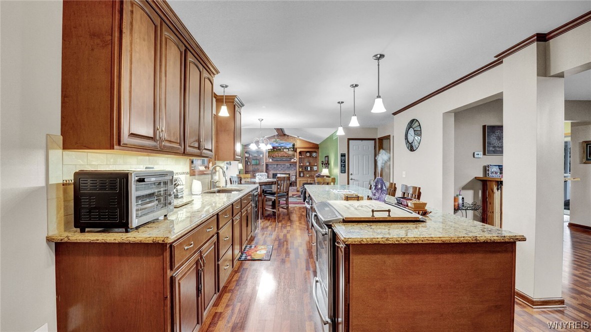 27 Southpoint Drive Lancaster, NY 14086 - Photo 15 of 43