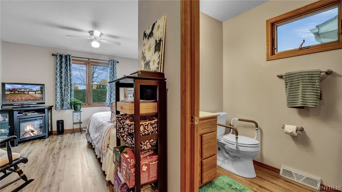 27 Southpoint Drive Lancaster, NY 14086 - Photo 20 of 43 1st floor en-suite bath