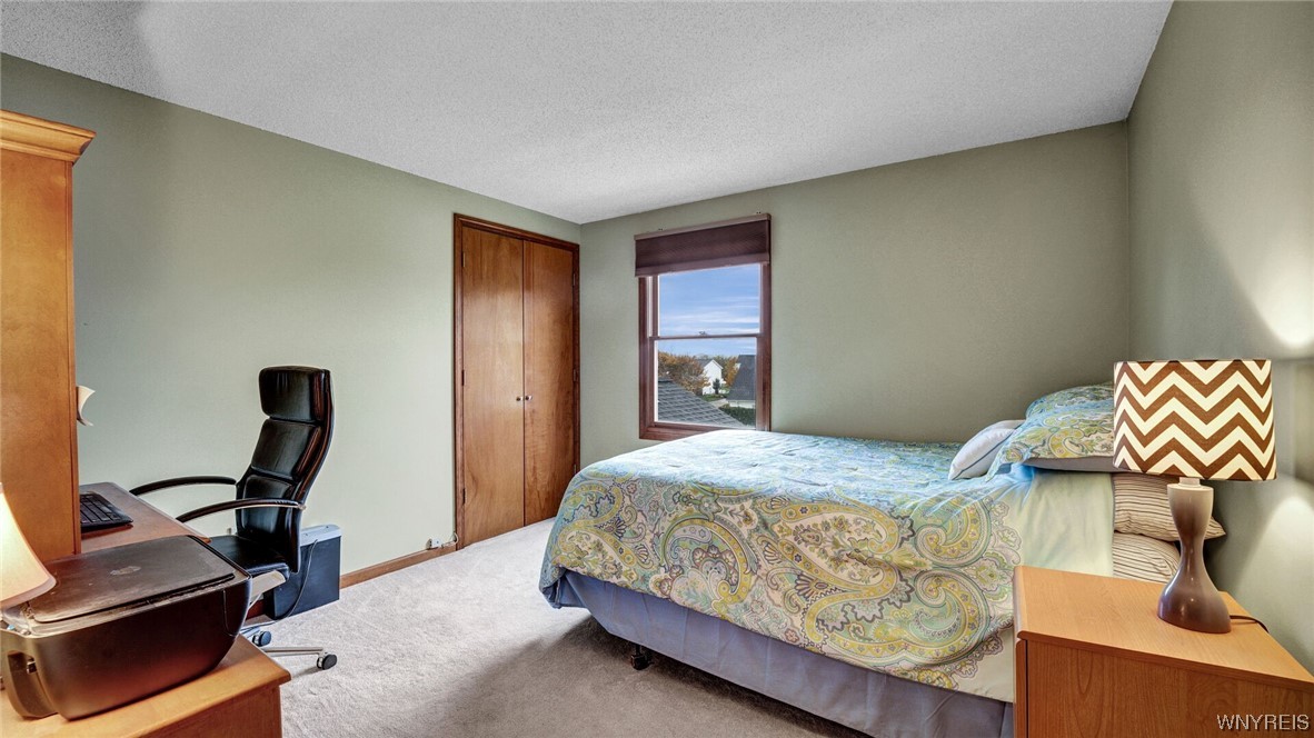 27 Southpoint Drive Lancaster, NY 14086 - Photo 28 of 43 Bedroom 4