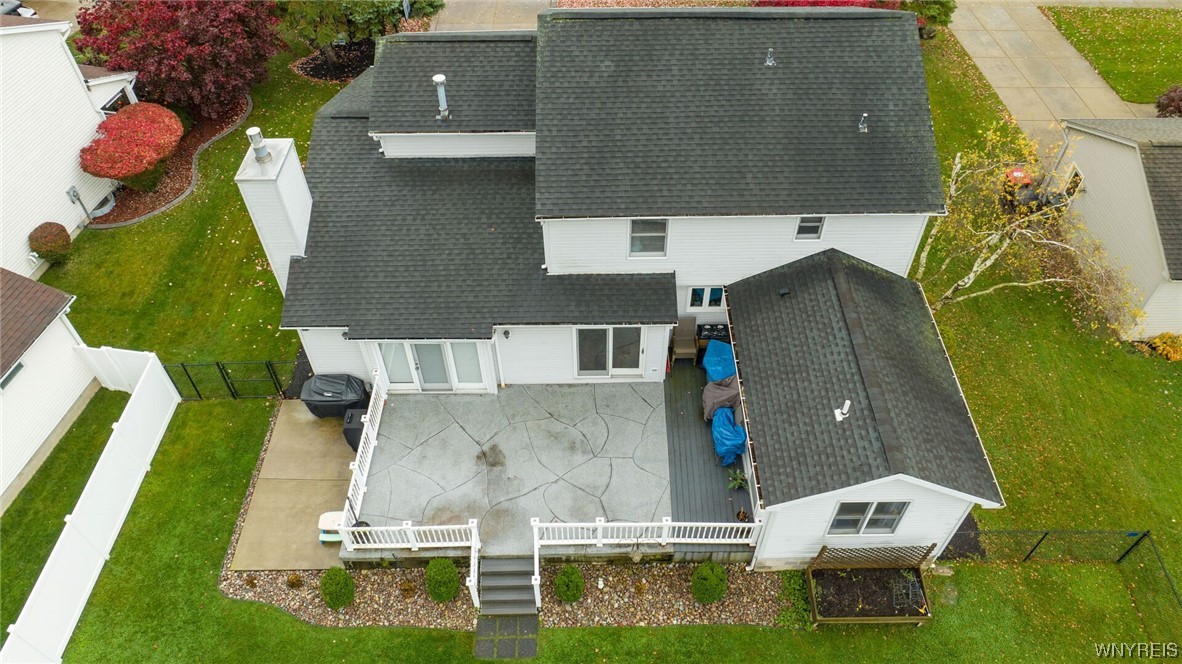 27 Southpoint Drive Lancaster, NY 14086 - Photo 5 of 43 Ariel rear of the home