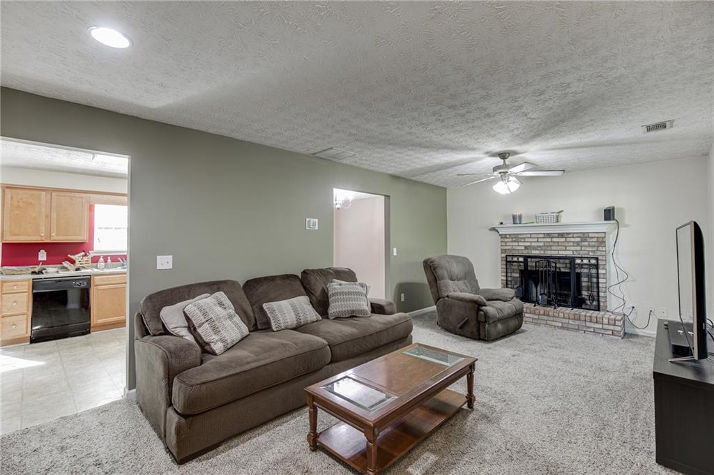 1534 Cardinal Lane Winder, GA 30680 - Photo 5 of 43