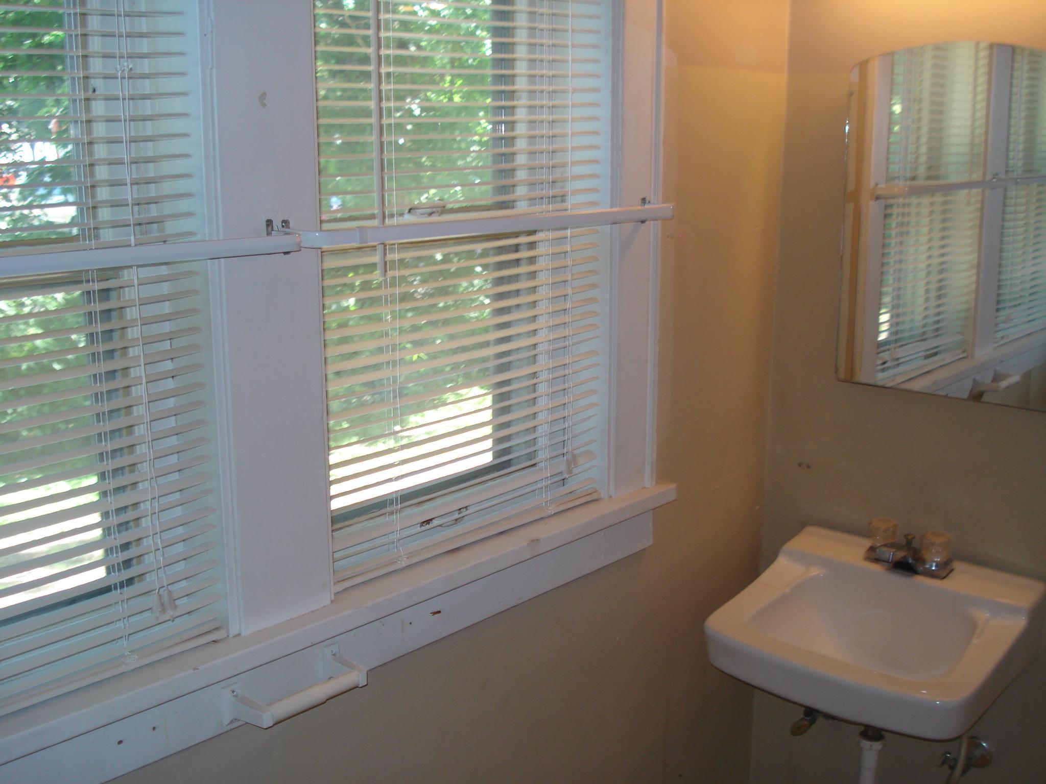 610 8th Street Southwest Austin, MN 55912 - Photo 20 of 69
