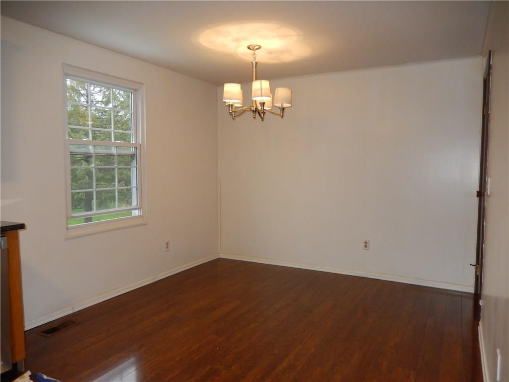121 Fox Run Road Cranberry Township, PA 16066 - Photo 4 of 14 Gallery Image 4