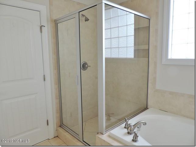 4307 Maple Leaf Lane Southwest Wilson, NC 27893 - Photo 20 of 28 18 Master Shower