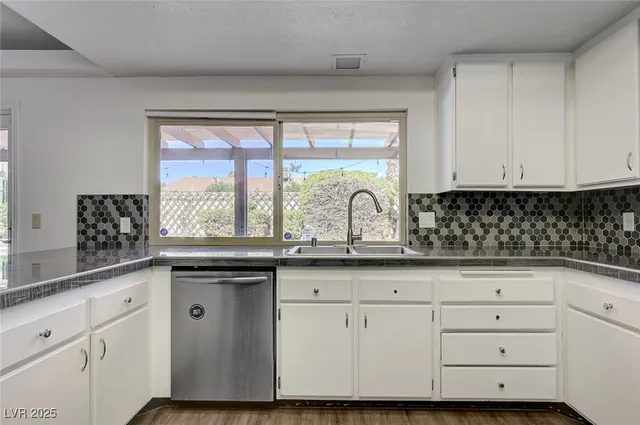 $550,000 | 894 Dianne Drive, Boulder City, NV 89005