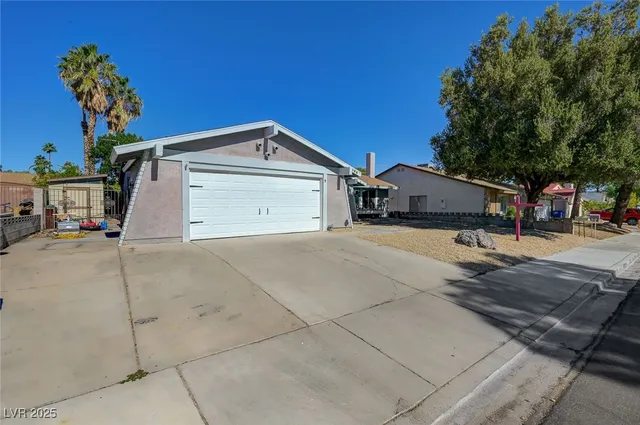 $550,000 | 894 Dianne Drive, Boulder City, NV 89005