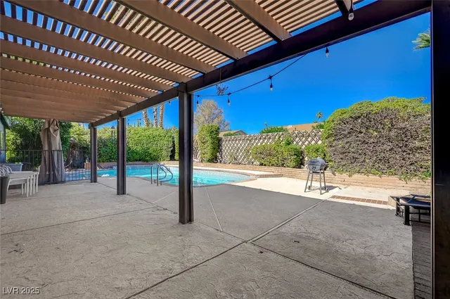 $550,000 | 894 Dianne Drive, Boulder City, NV 89005