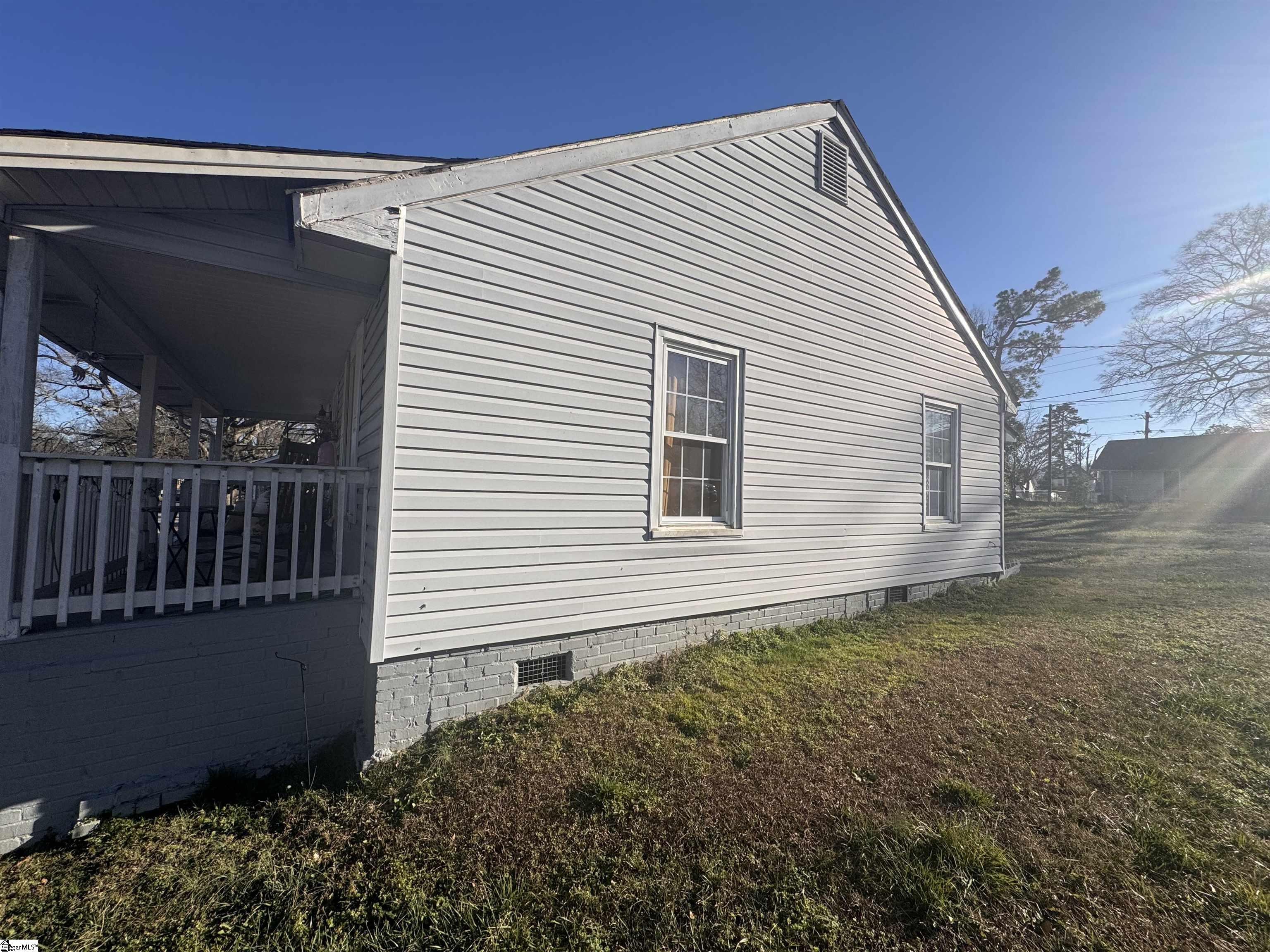 520 Buncombe Street Woodruff, SC 29388 - Photo 2 of 5