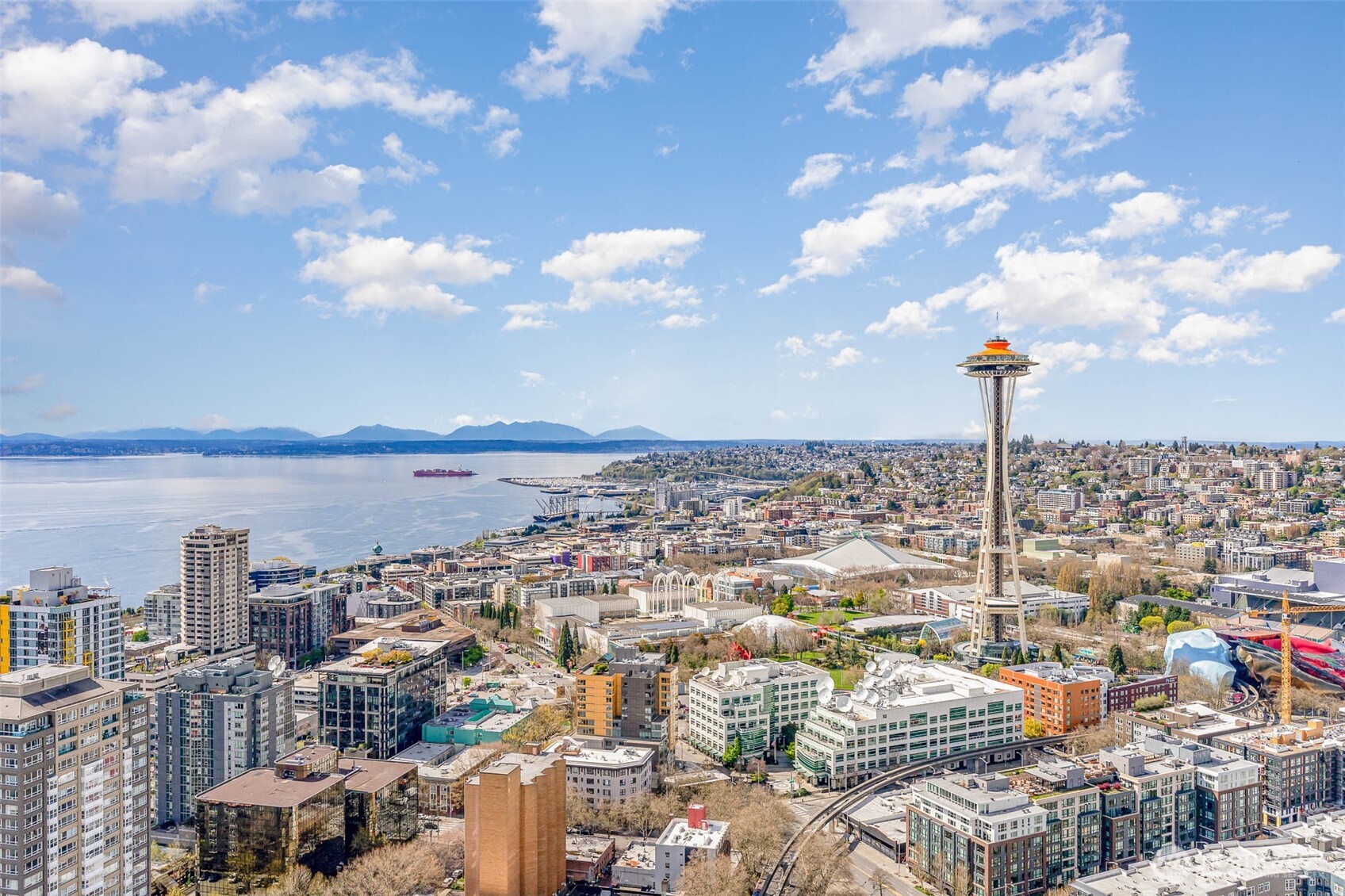 583 Battery Street, Unit 2802 Seattle, WA 98119 - Photo 29 of 30
