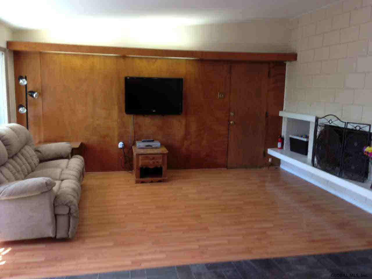 16 Laurel Road Moreau, NY 12828 - Photo 3 of 11 Photo 3