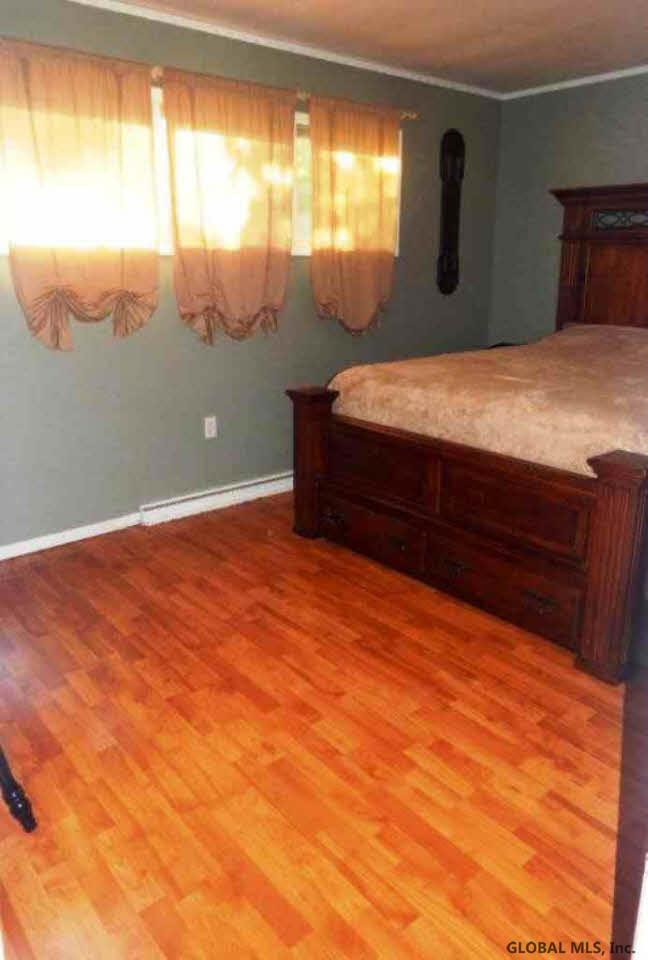16 Laurel Road Moreau, NY 12828 - Photo 4 of 11 Photo 4