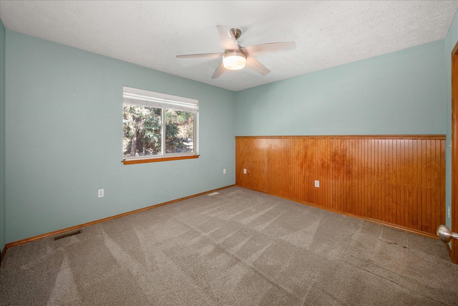 4105 East Center Road Mead, WA 99021 - Photo 16 of 49 Gallery Image 16